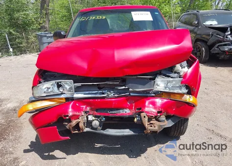 2001 Chevrolet S-10 Ls from USA, damaged, VIN 1GCCS145218200643